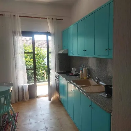 Greek Guest house Pefkochori